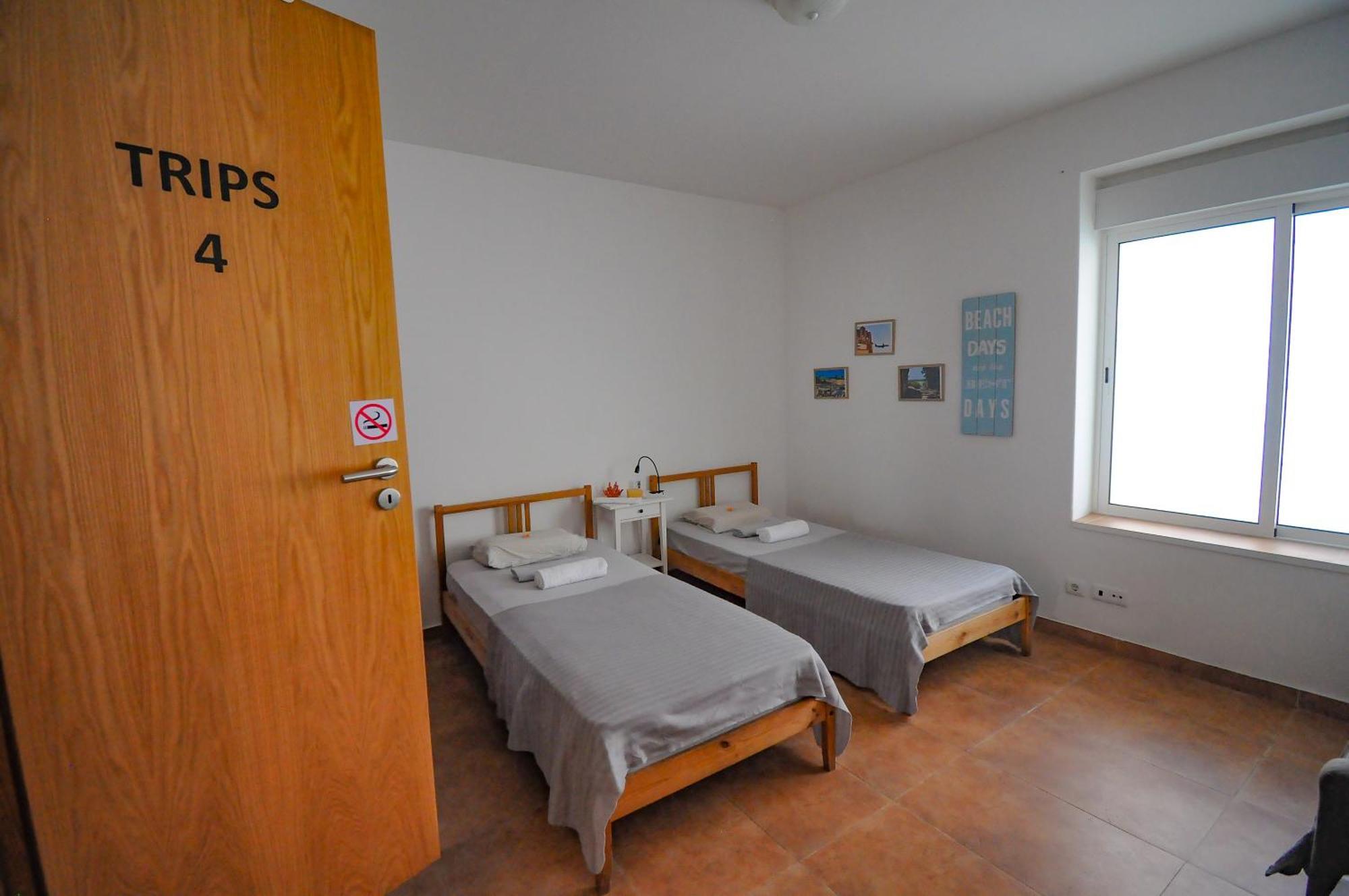 Surf Vibe Guest House Фаро Екстериор снимка